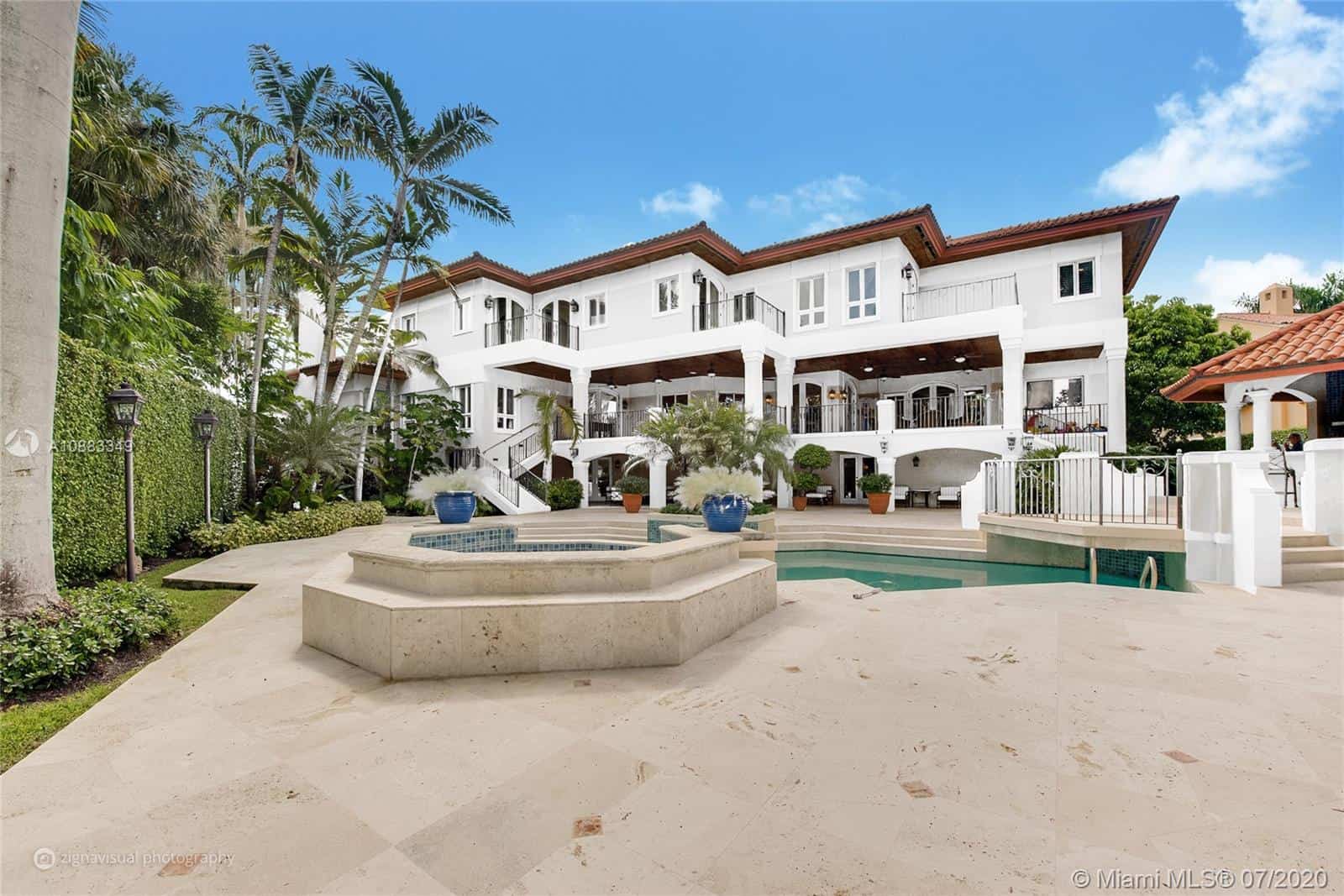 380 Isla Dorada Blvd, Coral Gables: Ultra-Luxury Homes for Sale in Coral Gables