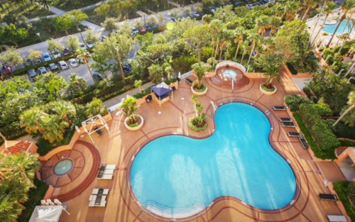 South Pointe Towers Pool